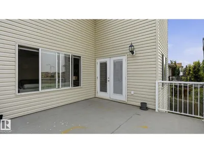 6116 53 AV photo 18