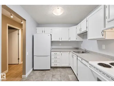 #101 340 Woodbridge WY photo 14