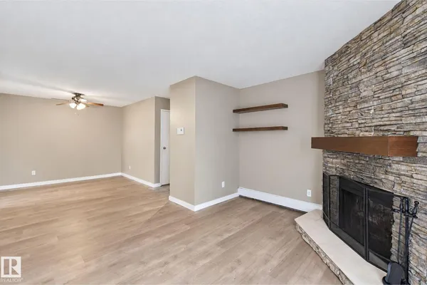 #101 340 Woodbridge WY photo 2