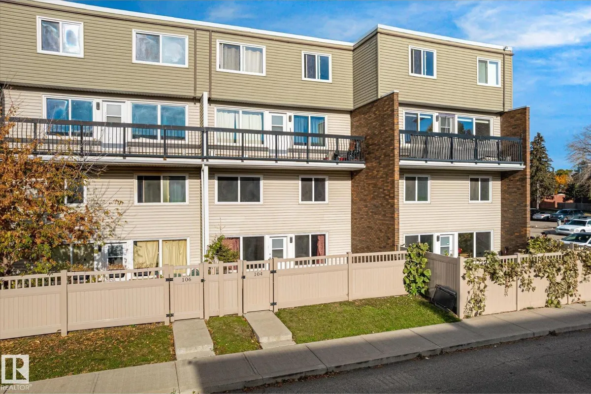 #104 7805 159 ST NW exterior