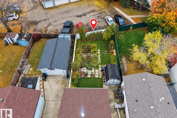 4514 35A AV NW photo 2