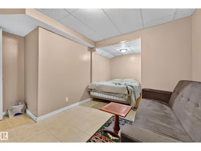 245 RIVER PT NW NW photo 39
