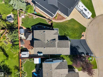 5735 152A AV NW photo 57