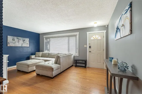 12820 132 ST NW photo 3