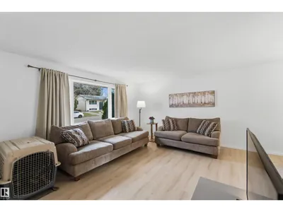 6207 146 AV NW photo 9