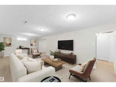 6207 146 AV NW photo 37