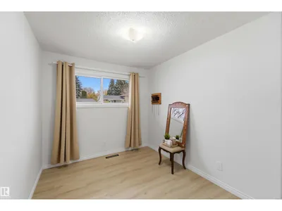 6207 146 AV NW photo 25