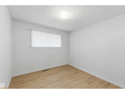 6207 146 AV NW photo 29