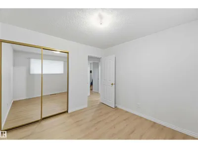 6207 146 AV NW photo 31