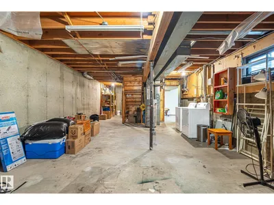 6522 184 ST NW photo 33