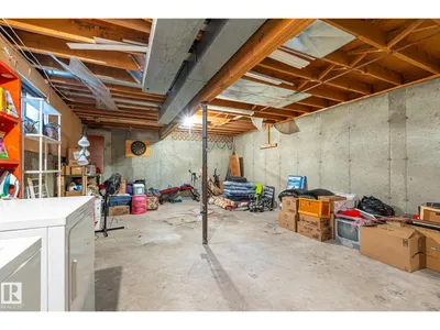 6522 184 ST NW photo 32