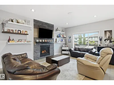 16511 136 ST NW photo 7