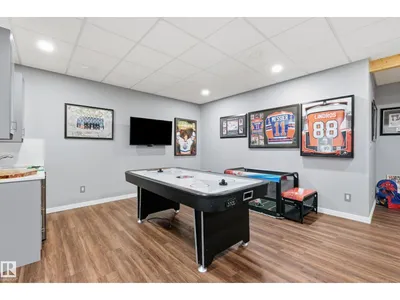 16511 136 ST NW photo 28