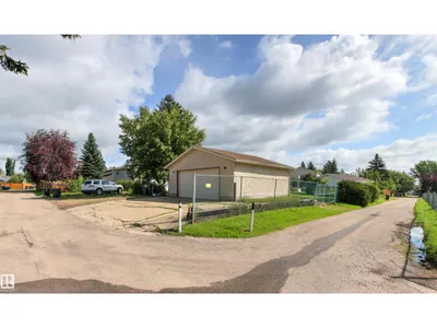 14 GOEBEL CL photo 56