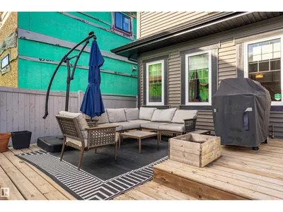 6061 Naden LD NW photo 39