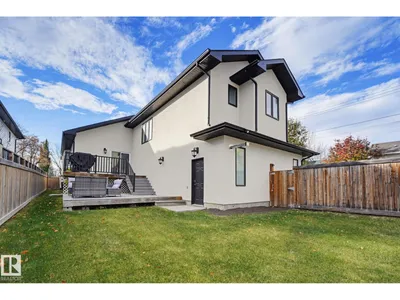 10351 147 ST NW photo 38