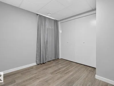 15711 84 AV NW photo 13