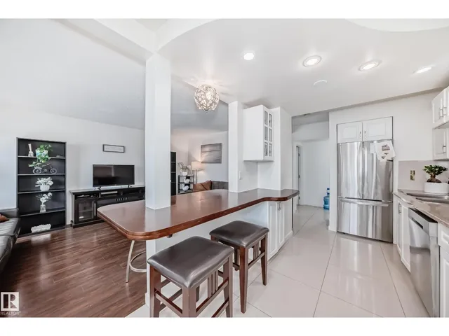 75 AMBERLY CO NW, Edmonton