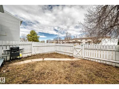 75 AMBERLY CO NW photo 14