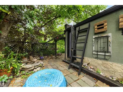 12220 109 AV NW photo 7
