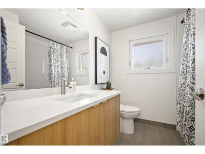 14616 88 AV NW photo 26