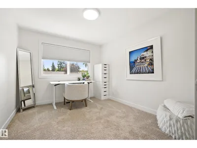 14616 88 AV NW photo 24