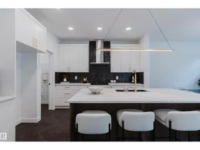 20723 40 AV NW photo 5