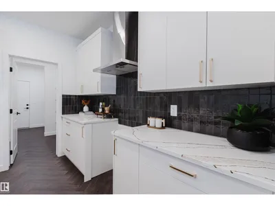 20723 40 AV NW photo 7
