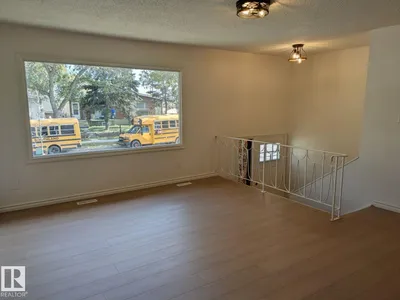12716 125 ST NW photo 30