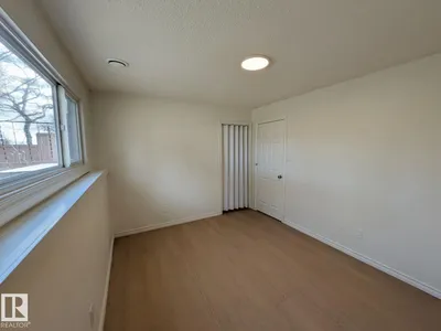 12716 125 ST NW photo 38