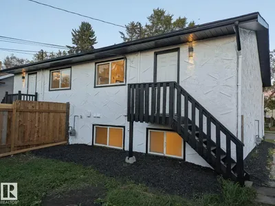 12716 125 ST NW photo 44