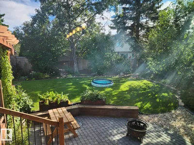 12423 28A AV NW photo 29