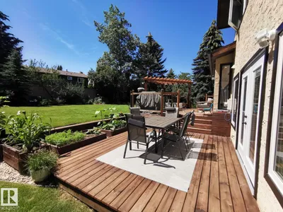 12423 28A AV NW photo 34