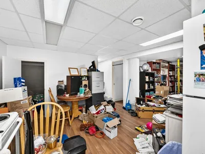 1020 60 ST NW photo 29