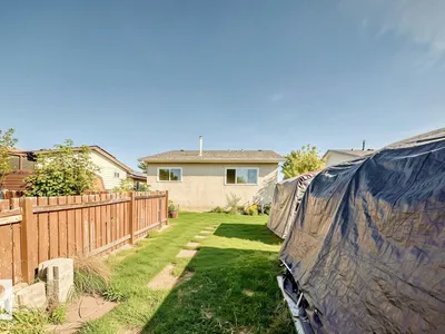 1020 60 ST NW photo 67
