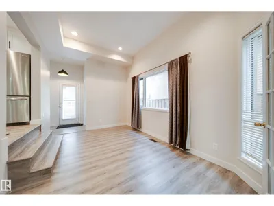 10519 140 ST NW photo 22