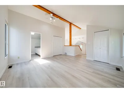 10519 140 ST NW photo 40