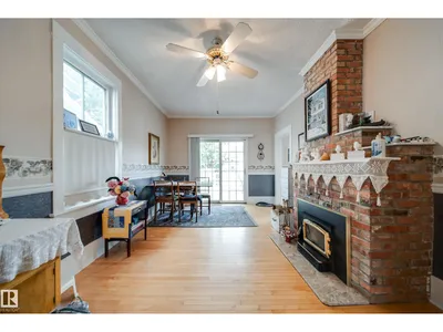 10625 127 ST NW photo 11
