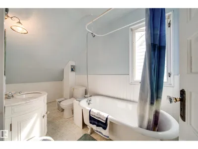 10625 127 ST NW photo 26