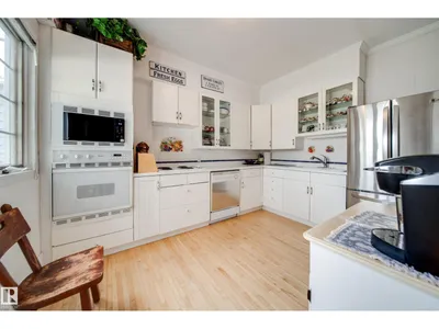 10625 127 ST NW photo 13