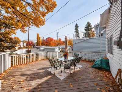 10625 127 ST NW photo 37