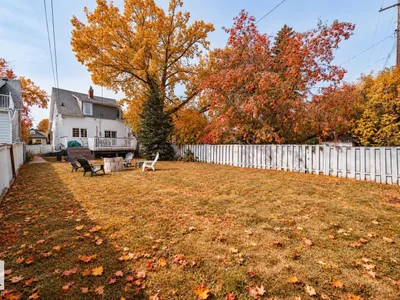 10625 127 ST NW photo 40
