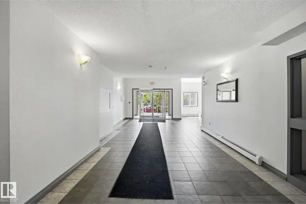 11446 40 AV NW NW photo 3