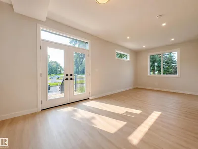 10627 149 ST NW photo 10