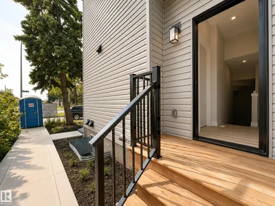10627 149 ST NW photo 22