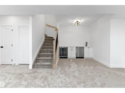 14512 86 AV NW photo 33