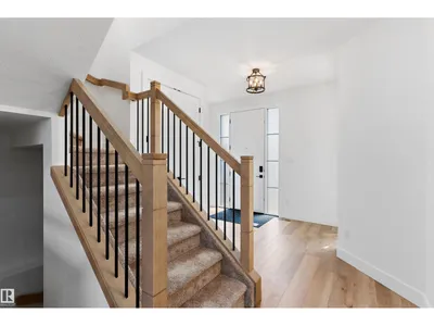 14512 86 AV NW photo 5