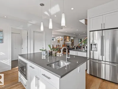 11324 87 ST NW photo 13