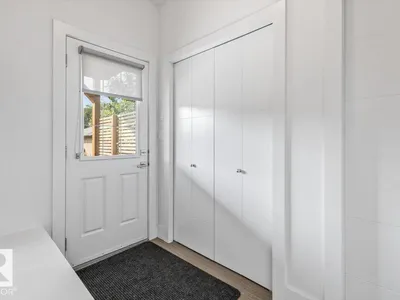 11324 87 ST NW photo 18