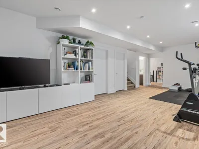 11324 87 ST NW photo 33